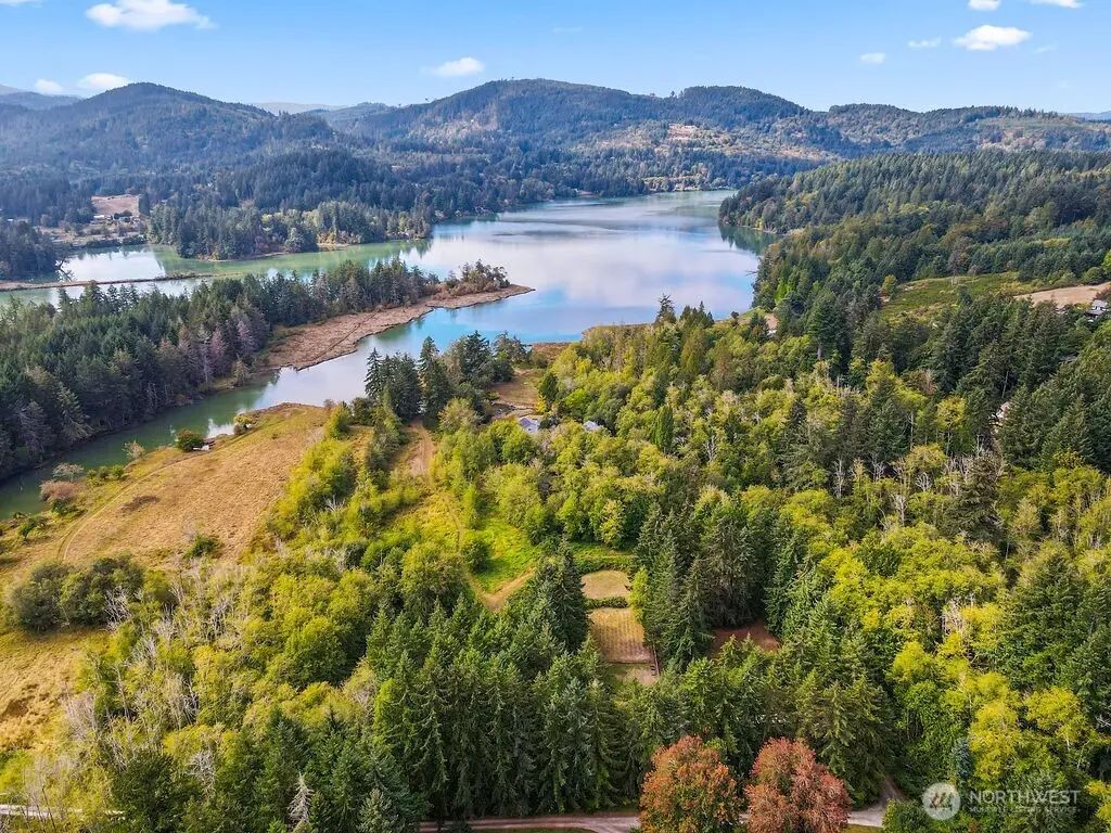 5045 Houston Drive, Olympia