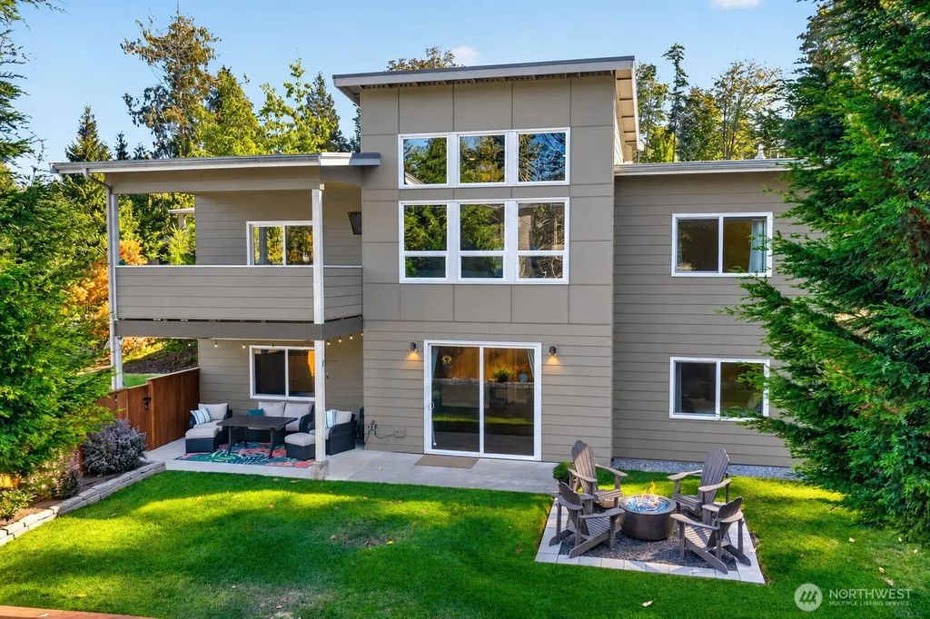 526 Fielding Court, Bellingham
