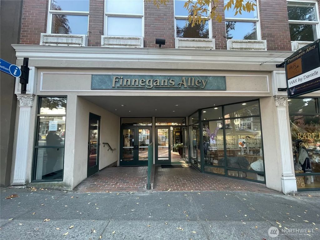1106 Harris Avenue 304, Bellingham