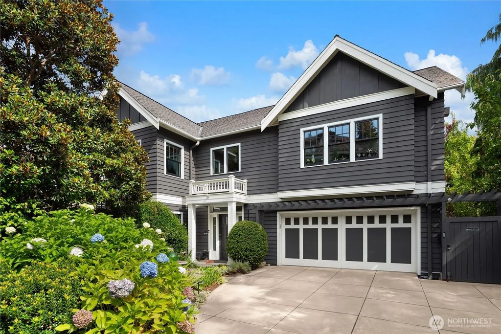 3140 Lakewood Avenue S, Seattle