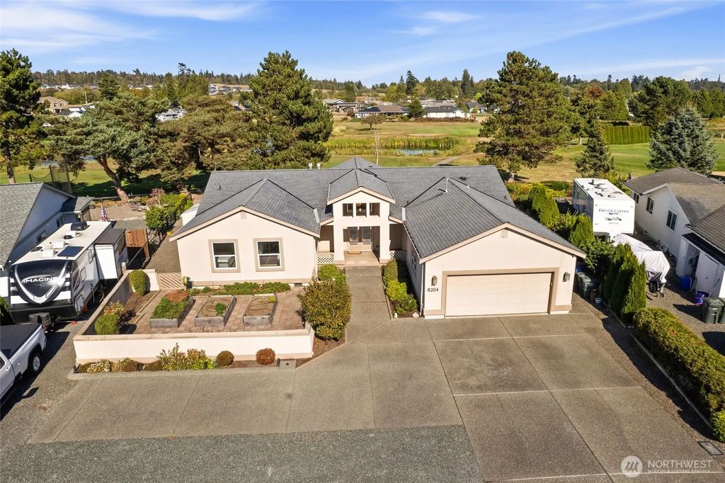 8204 Sehome Road, Blaine