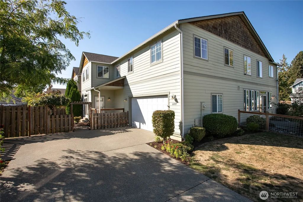 2277 Cherry Street St, Lynden