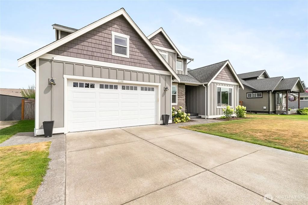 2158 Shortcake Lane, Lynden