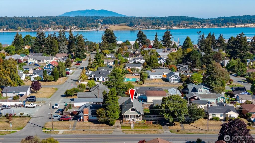 1616 12th Street, Anacortes