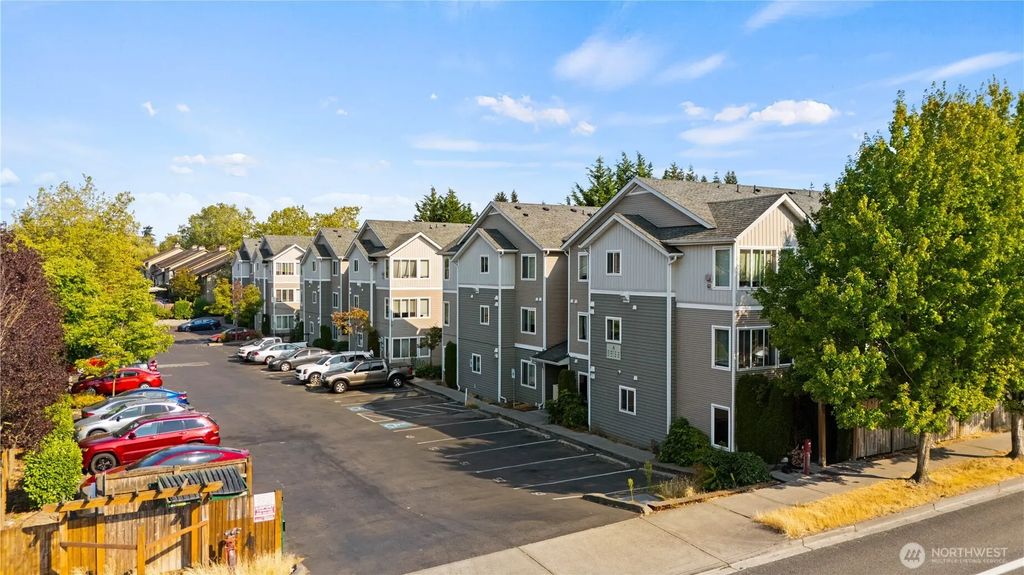 10790 16th Avenue Sw, Seattle
