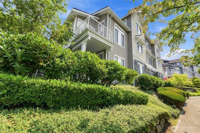 1601 Ne Katsura Street 101, Issaquah
