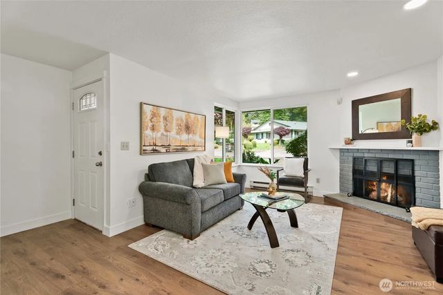 520 S 323rd Place 12-e, Federal Way