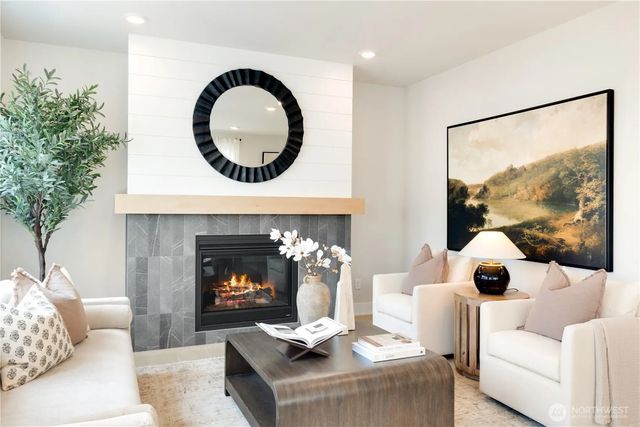 14331 149th Place Ne 43, Woodinville