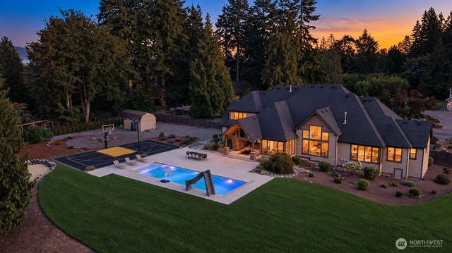 11302 152nd Avenue Se, Renton