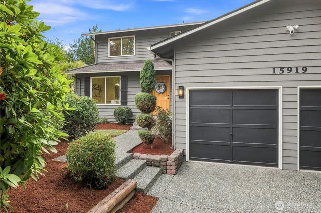 15919 82nd Place Ne, Kenmore