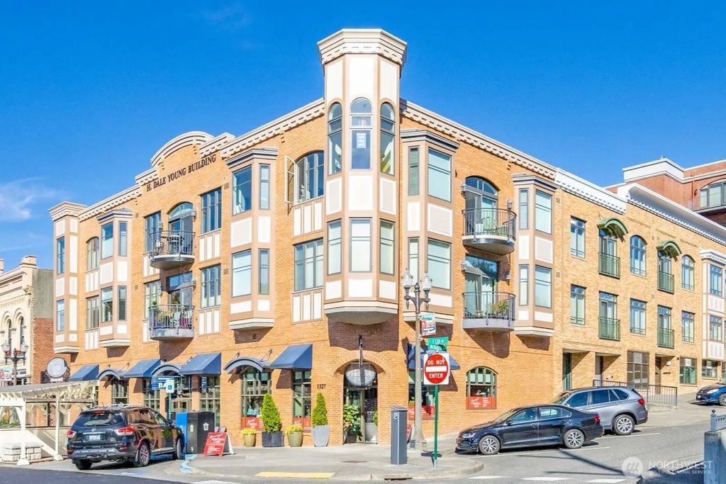 1101 Mckenzie Ave 306, Bellingham