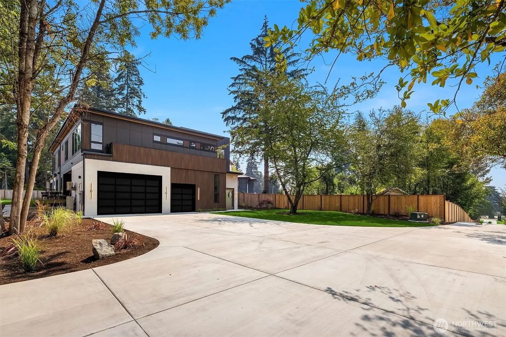 2303 123rd Place Se, Bellevue