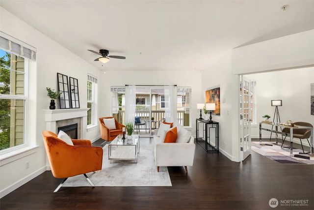 7709 Fairway Avenue Se 203, Snoqualmie