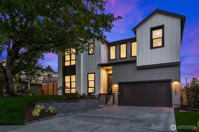 17266 Ne 18th Place, Bellevue