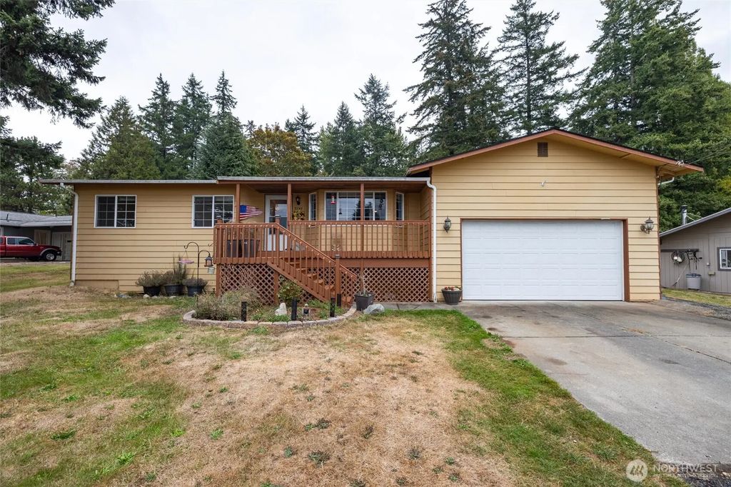 9744 Vista Terrace, Blaine