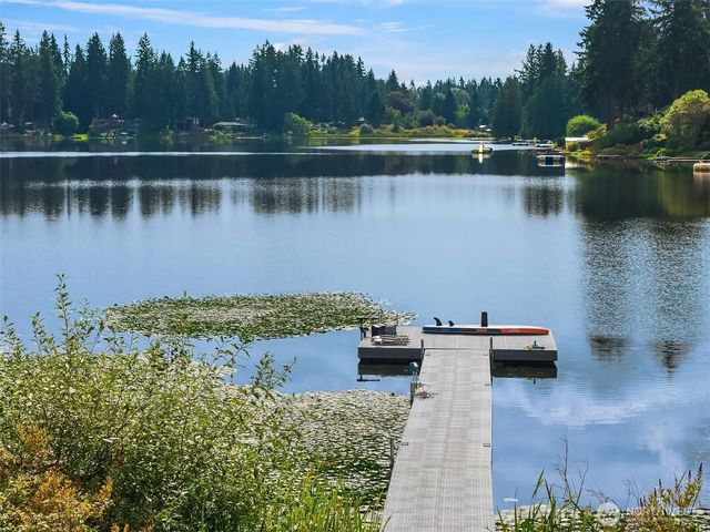 18619 Ne Woodinville-duvall Road, Woodinville
