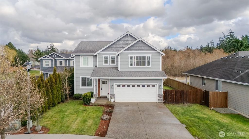1737 Hillcrest Loop, Mount Vernon