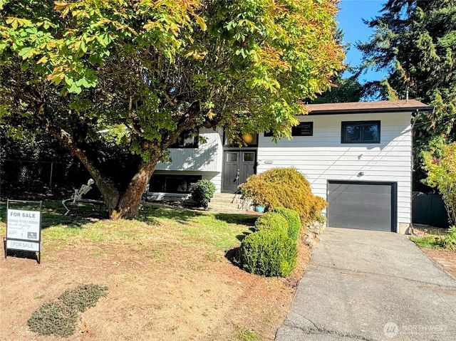 18910 71st Avenue Ne, Kenmore