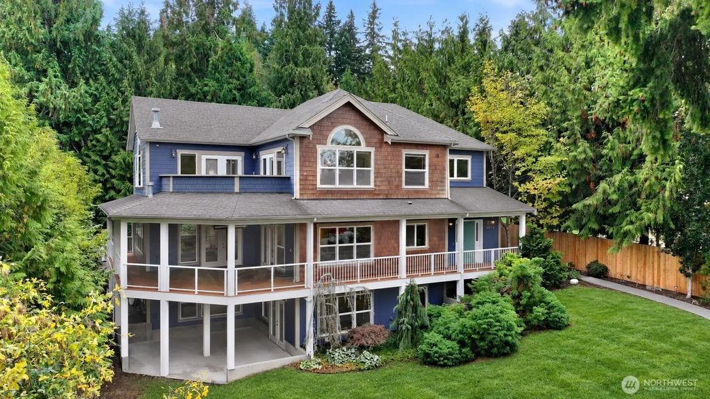 4618 Lakeway Drive, Bellingham