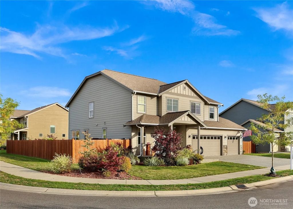 344 Cambridge Loop, Sedro Woolley