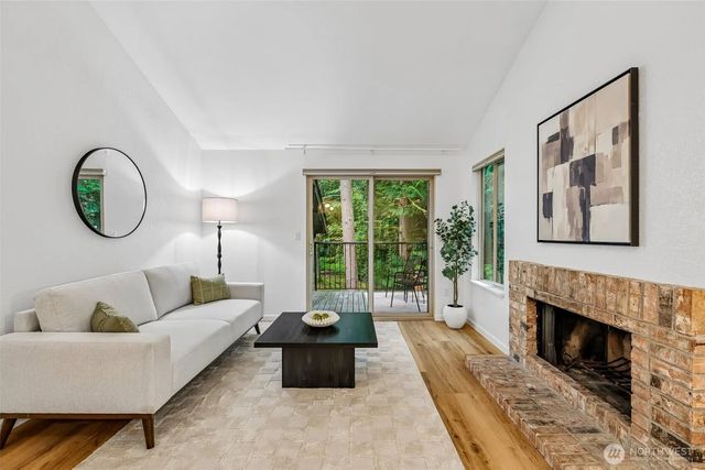 8111 145th Court Ne 14-d, Redmond