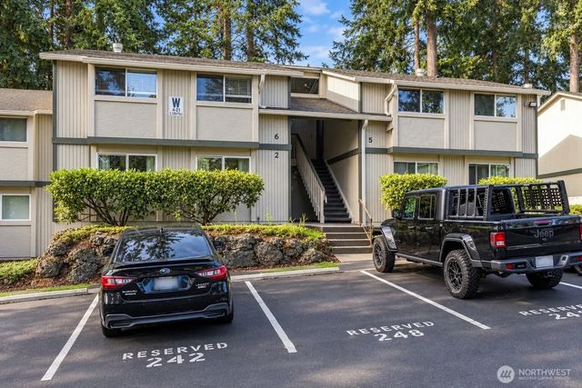 431 S 325th Place W2, Federal Way