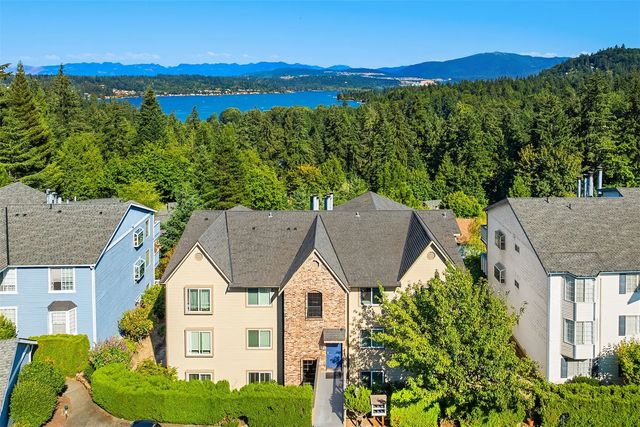 3410 161st Court Se 32, Bellevue