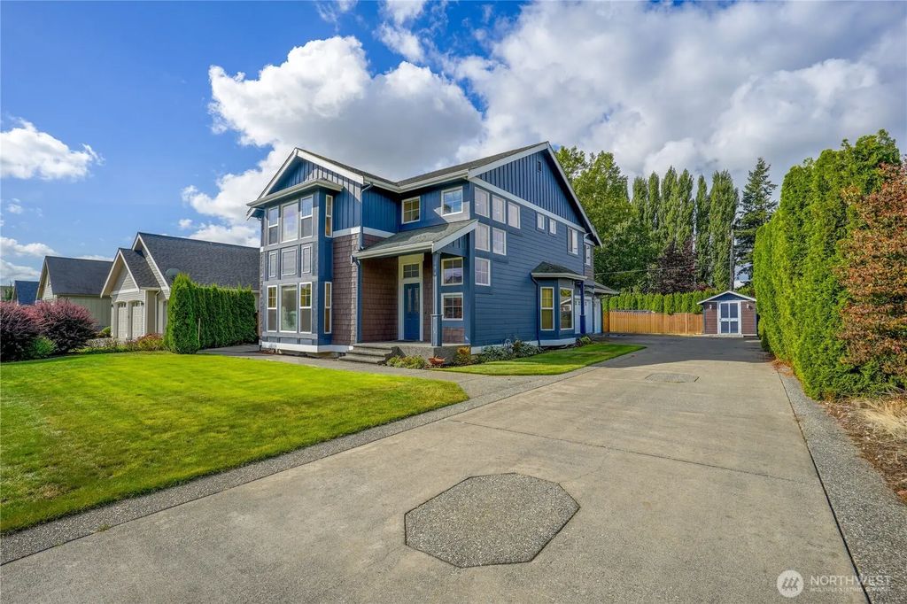 1949 E Emerald Way, Lynden