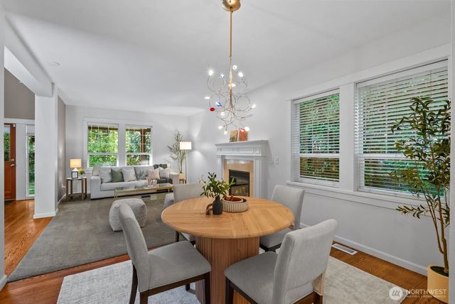10220 Ne Yaquina Avenue, Bainbridge Island