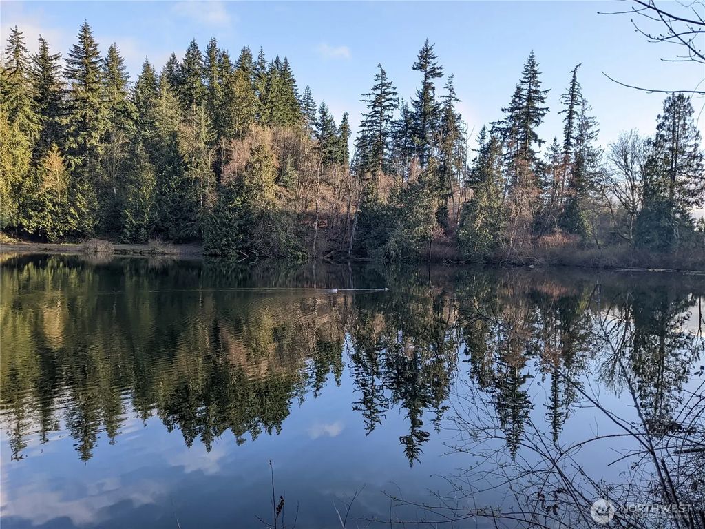 1683 Pebble Beach Trail, Bellingham