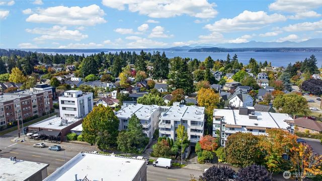 2125 California Avenue Sw 302, Seattle
