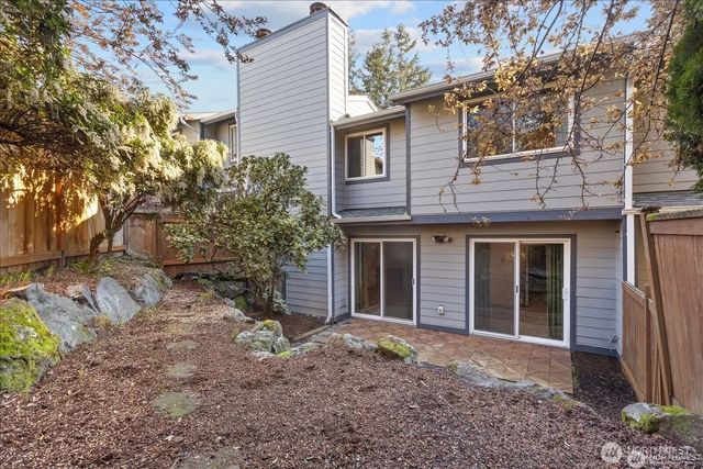 15914 3rd Place Sw C, Burien