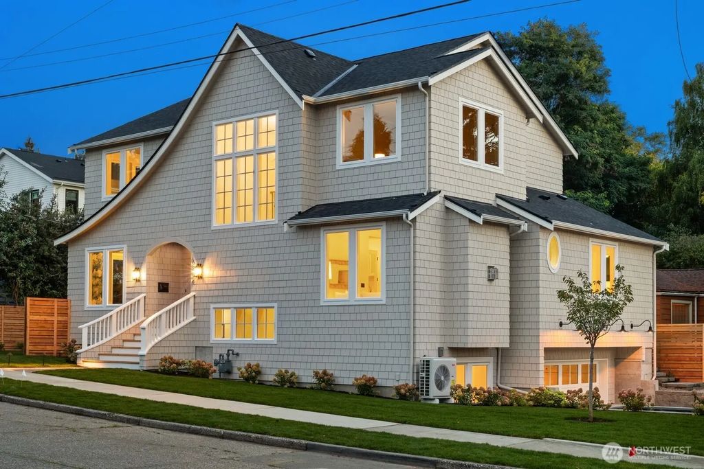 6858 26th Avenue Ne, Seattle