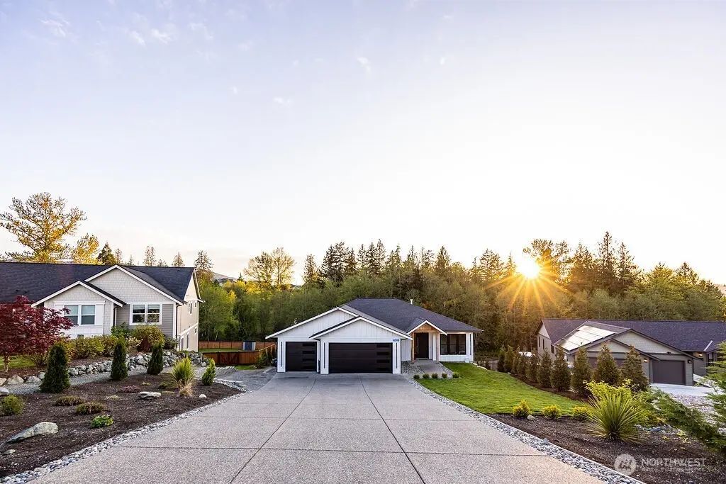 24026 Dolphin Lane, Mount Vernon