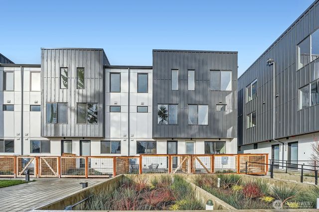 6610 Carleton Avenue S A, Seattle