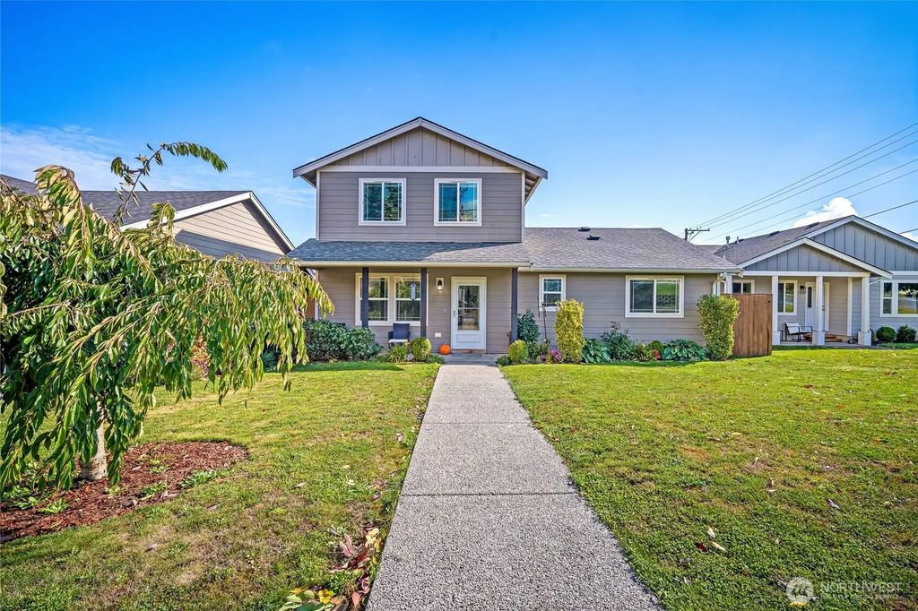 2088 Thornton Street, Ferndale