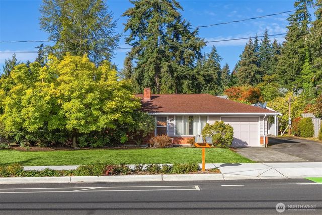 1129 Madison Avenue N, Bainbridge Island
