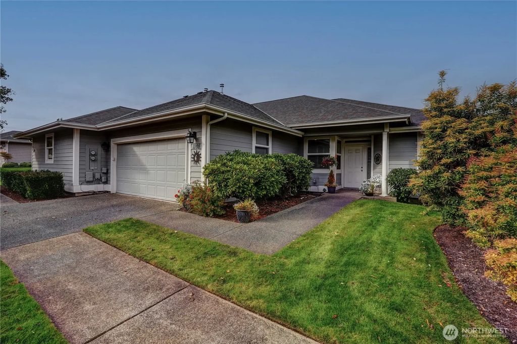 1108 Garden Circle 11b, Fircrest