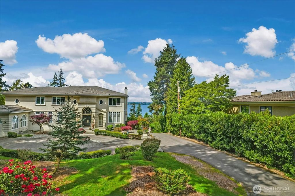 3419 Evergreen Point Road, Medina