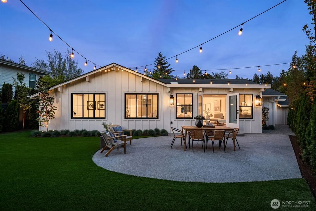2829 92nd Avenue Ne, Clyde Hill