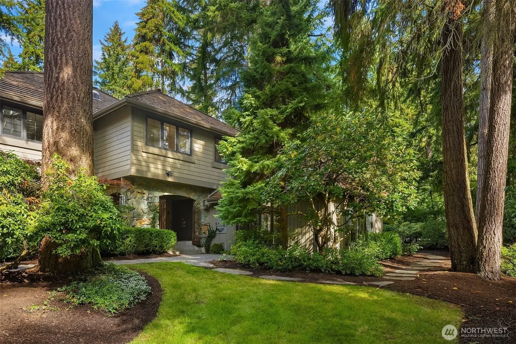 11726 Ne 41st Street, Kirkland