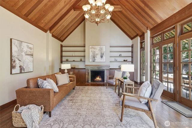 18540 63rd Avenue Ne, Kenmore