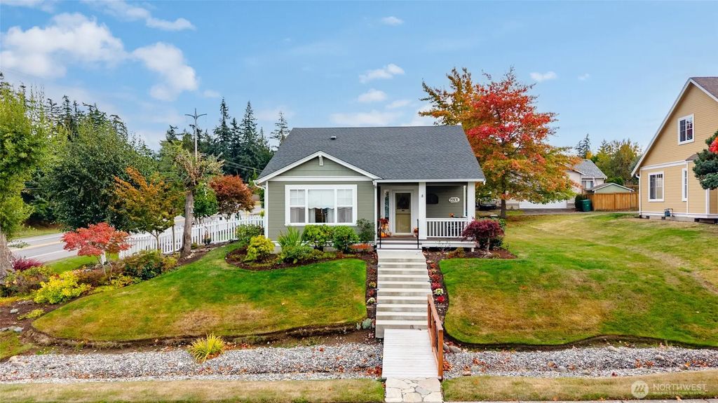 2201 24th Street, Anacortes