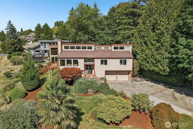 13604 Se 1st Street, Bellevue