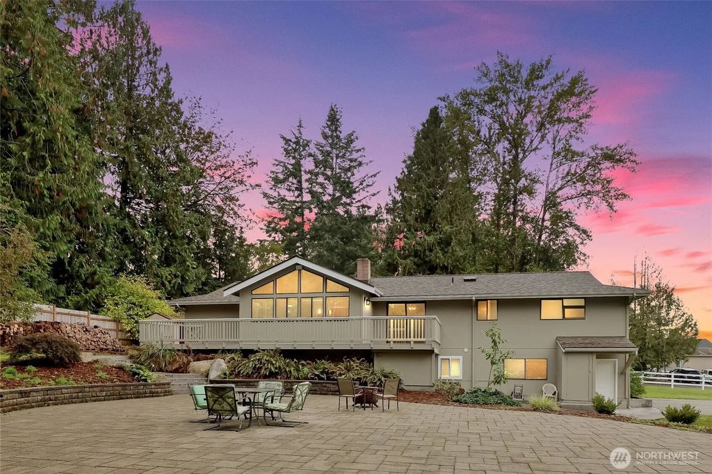 806 Comanche Drive, Mount Vernon