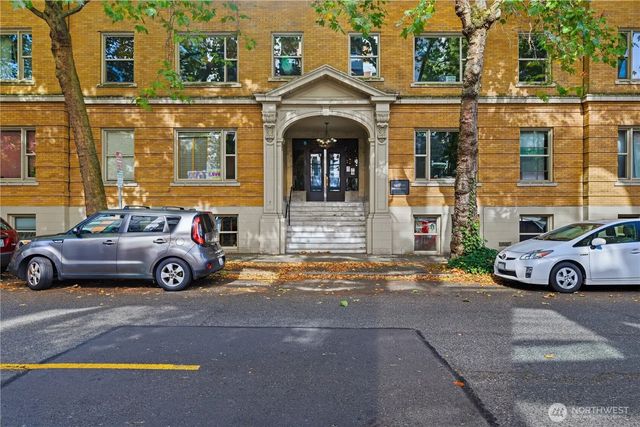 7 Harrison Street 2, Seattle