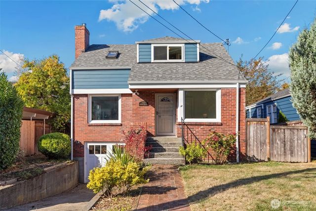 7711 Sunnyside Avenue N, Seattle