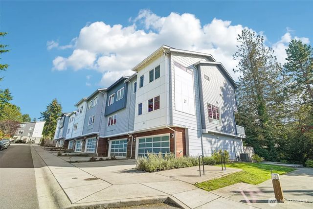 17720 80th Avenue Ne 101, Kenmore
