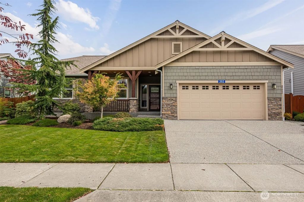 202 Twin Brooks Drive, Mount Vernon