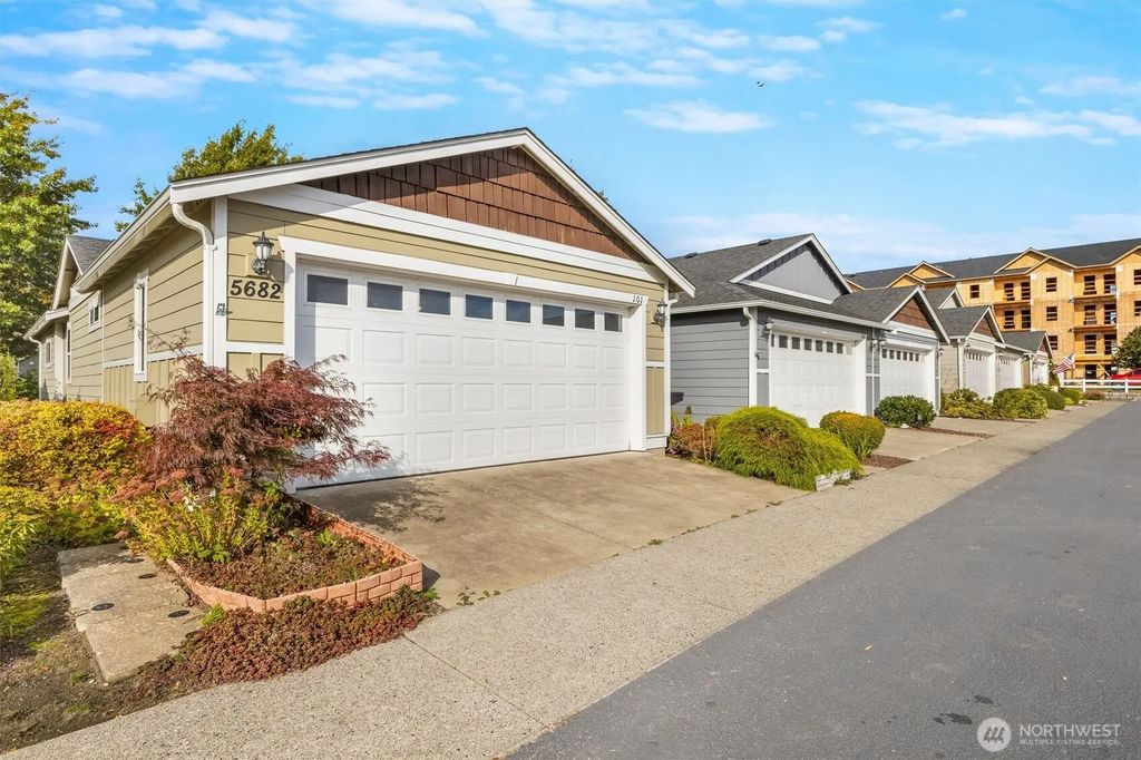 5682 Correll Drive 101, Ferndale